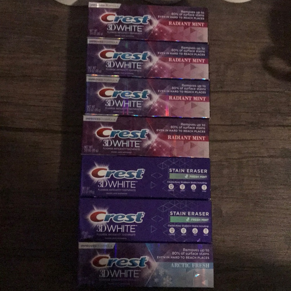 Pack of 7 Crest 3D White Toothpastes 3.5oz each